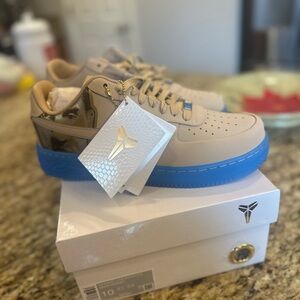 Nike Air Force 1 Low Protro FCS in University Blue